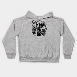 Skeleton smoking and drinking Kids Hoodie